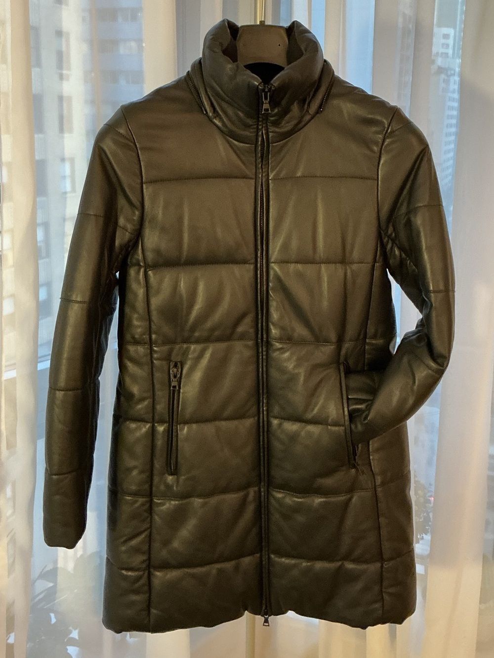 m0851 Women's Leather Puffer Mid Length Coat (100% Lambskin leather)